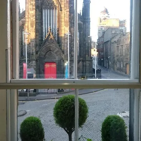 Royal Mile Apartment, 1 Minute From The Castle. Edinburgh Exterior foto